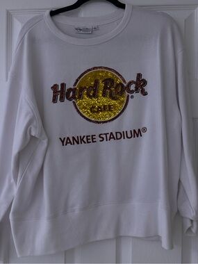 Hard Rock Cafe Yankee Stadium NYC Sweatshirt Women’s White Graphic Pullover